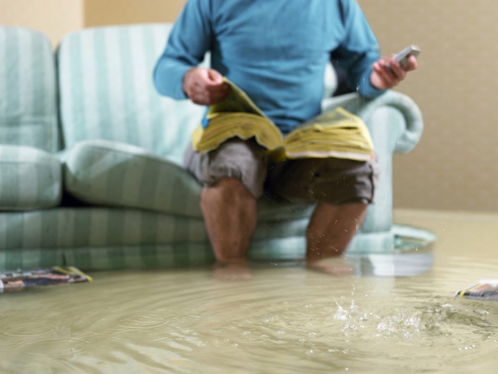 How to deal with a home leakage emergency